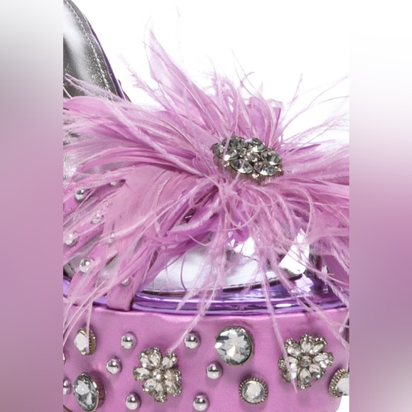 NEW AZALEA WANG Purple Kiki Embellished Chunky Sandal (worn for photoshoot). - Picture 6 of 9